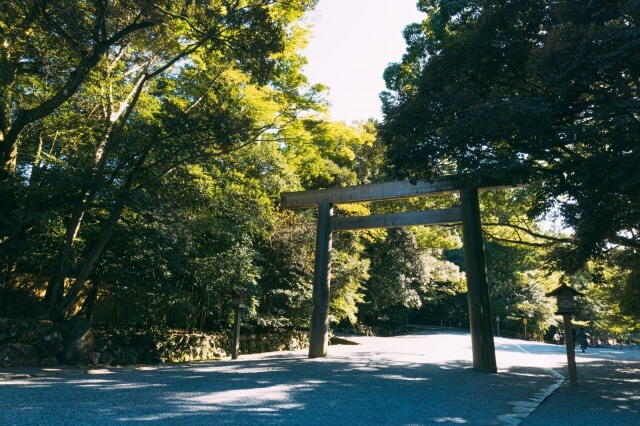 伊勢神宮を英語で説明｜全神社の頂点のに立つ神宮を５つの例文で紹介