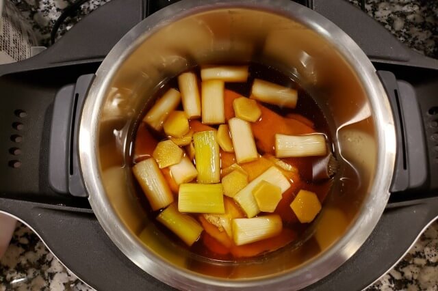 【ホットクック】カレイの煮つけのレシピ｜料理の手順