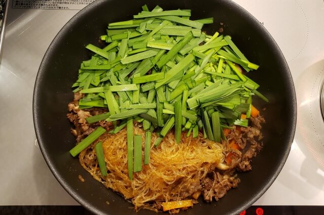 牛肉・ニラ・春雨のチャプチェ｜料理の手順