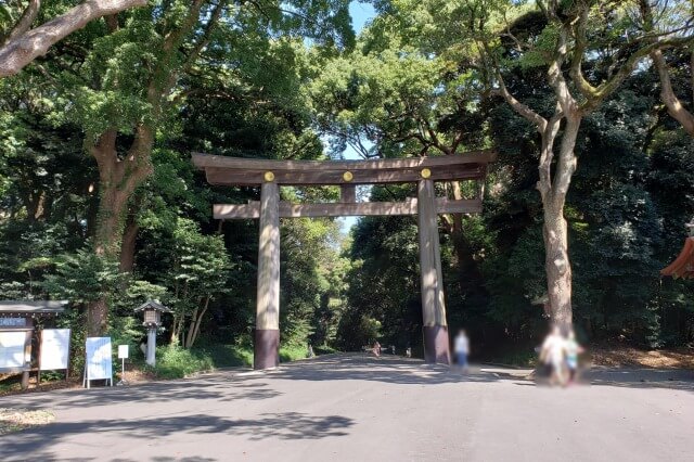 明治神宮入口へのアクセス（原宿口）｜原宿駅・明治神宮前駅から