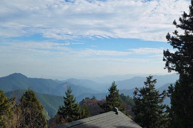 御岳山の武蔵御嶽神社