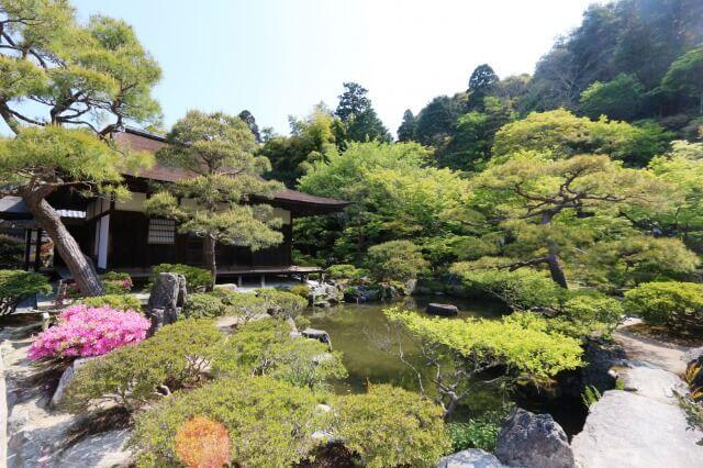 銀閣寺の世界遺産登録を英語で説明