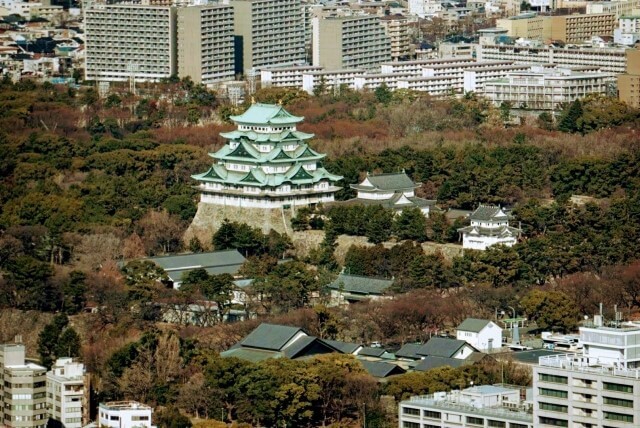 名城公園を英語で説明