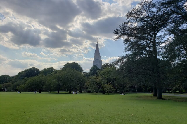 新宿御苑の風景式庭園｜自然の景観美を追求した庭園