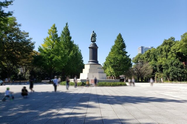 靖国神社(東京)の銅像｜銅像は誰？大村益次郎や馬の像もあります