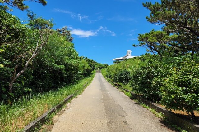 入口から牧山展望台への道のり