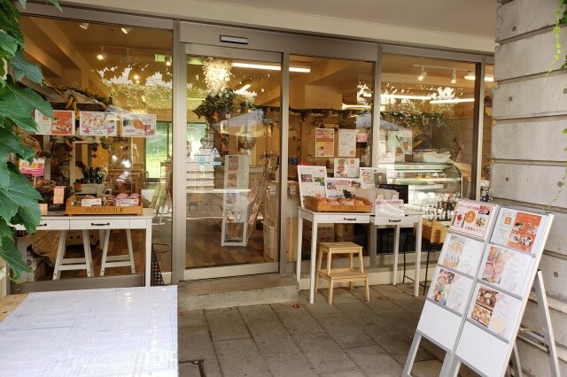 リゾナーレ八ヶ岳ピーマン通りの店舗｜マルサマルシェ