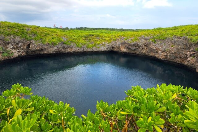 下地島の通り池とは？